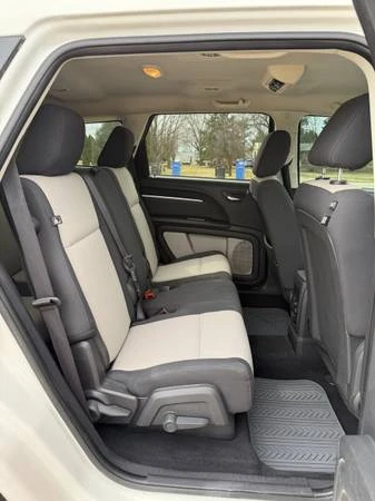 2009 Dodge Journey - Image 19 of 21