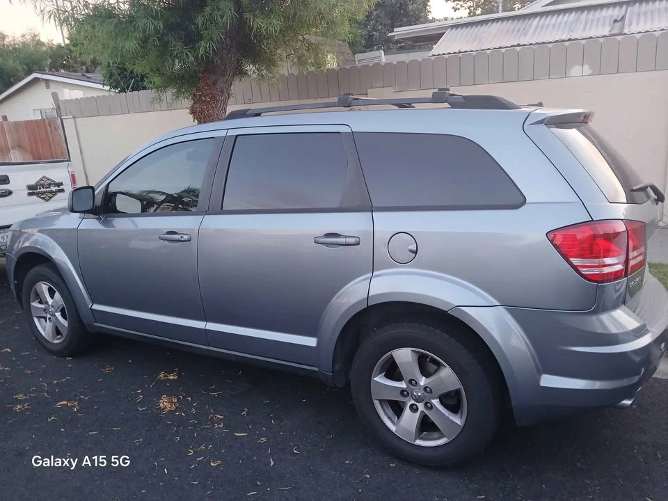 2009 Dodge Journey - Image 2 of 4