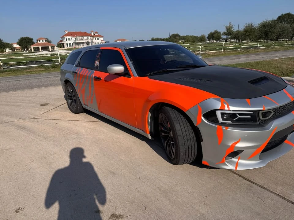 2009 Dodge Magnum SRT8 2nd Gen - Image 5 of 5