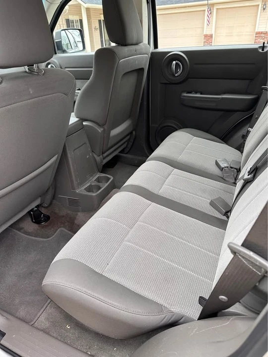 2009 Dodge Nitro - Image 7 of 11
