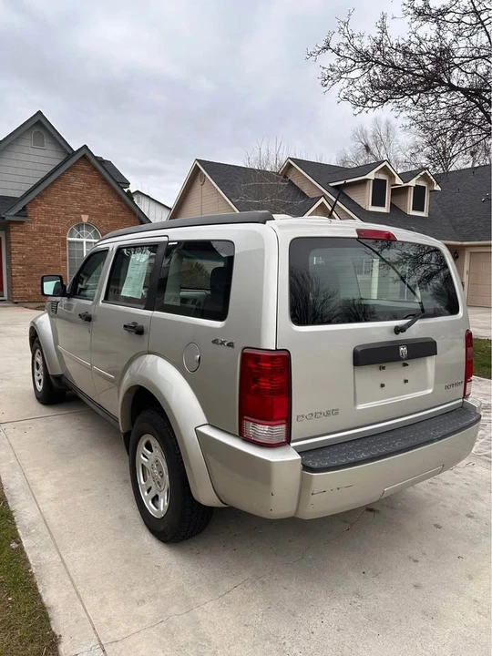 2009 Dodge Nitro - Image 6 of 11