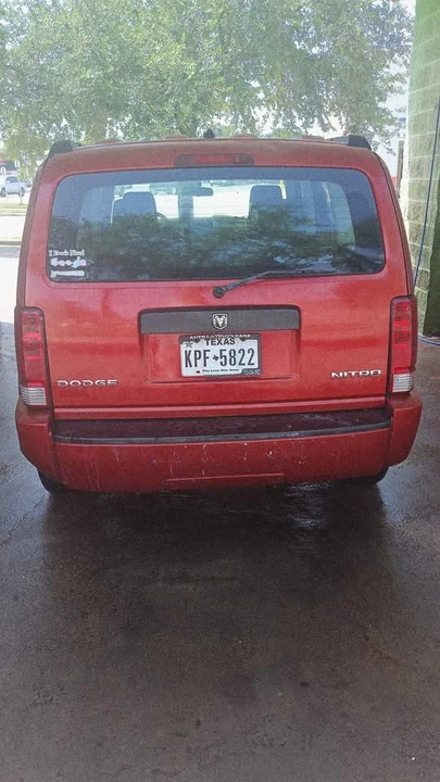 2009 Dodge Nitro - Image 3 of 13