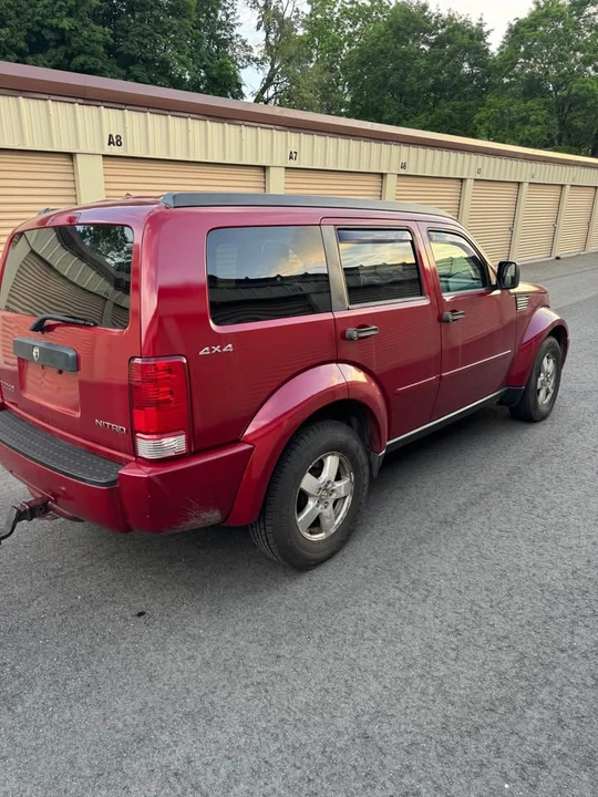 2009 Dodge Nitro - Image 3 of 11