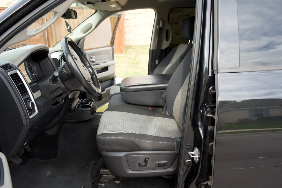 2009 Dodge Ram 4th Gen - Image 2 of 17