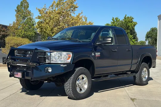 2009 Dodge Ram 2500 SLT Quad Cab Cummins 4×4 6-Speed