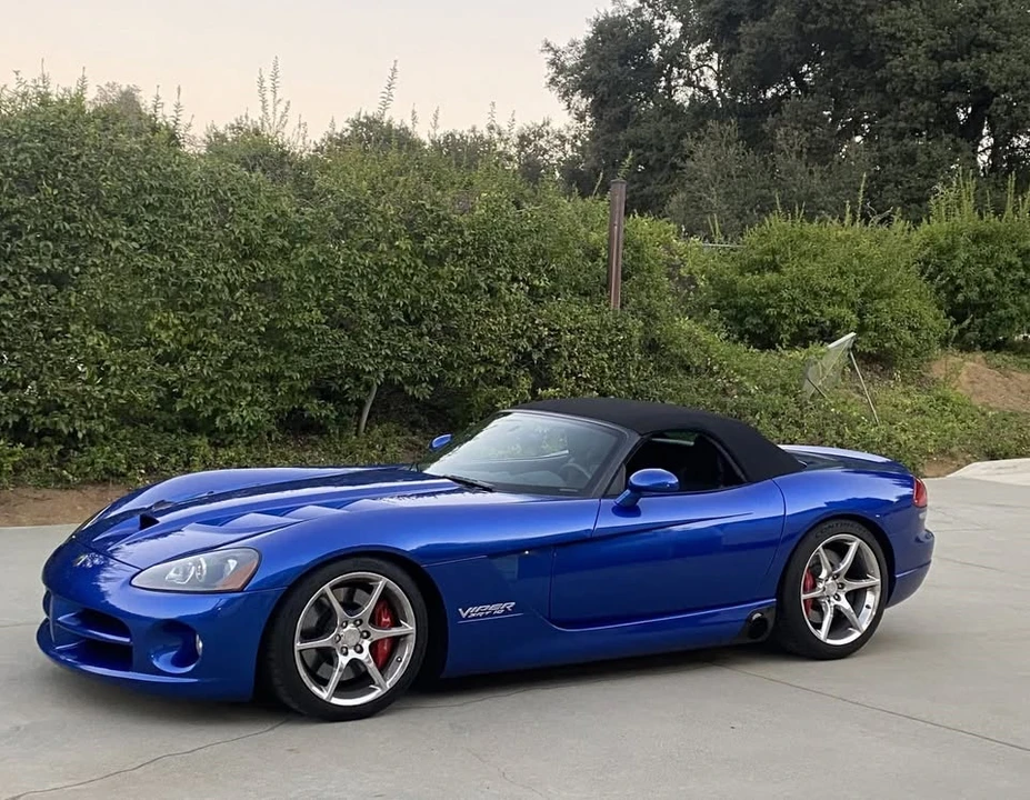 2009 Dodge Viper 4th Gen - Image 2 of 15