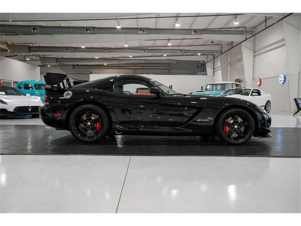 2009 Dodge Viper 4th Gen - Image 11 of 31