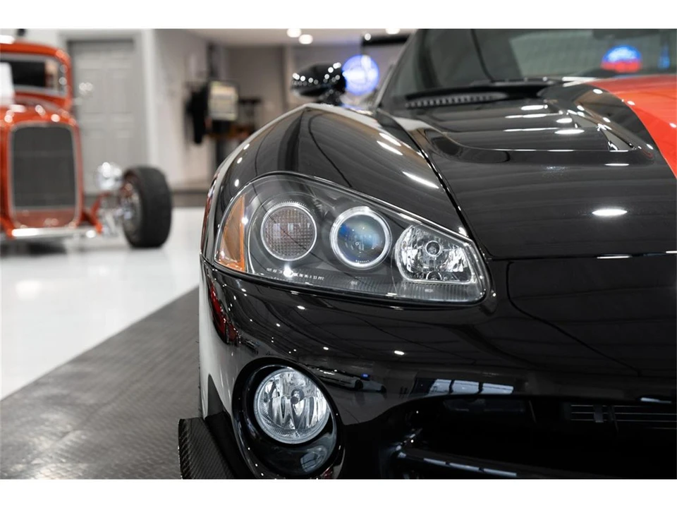 2009 Dodge Viper 4th Gen - Image 23 of 31