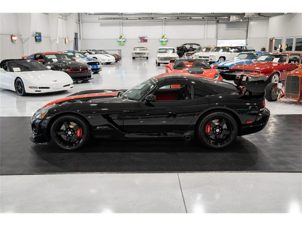 2009 Dodge Viper 4th Gen - Image 5 of 31