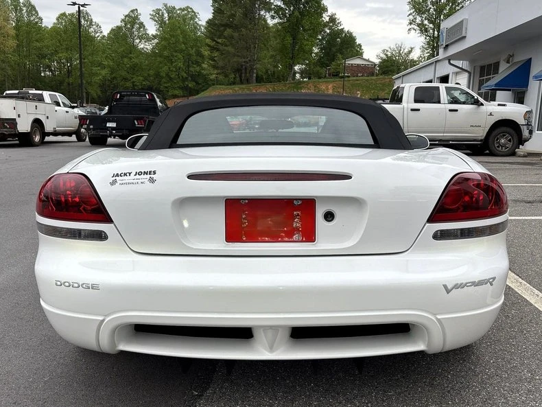 2009 Dodge Viper 4th Gen - Image 8 of 17