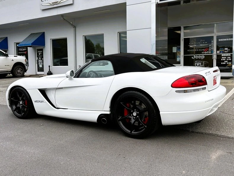 2009 Dodge Viper 4th Gen - Image 5 of 17