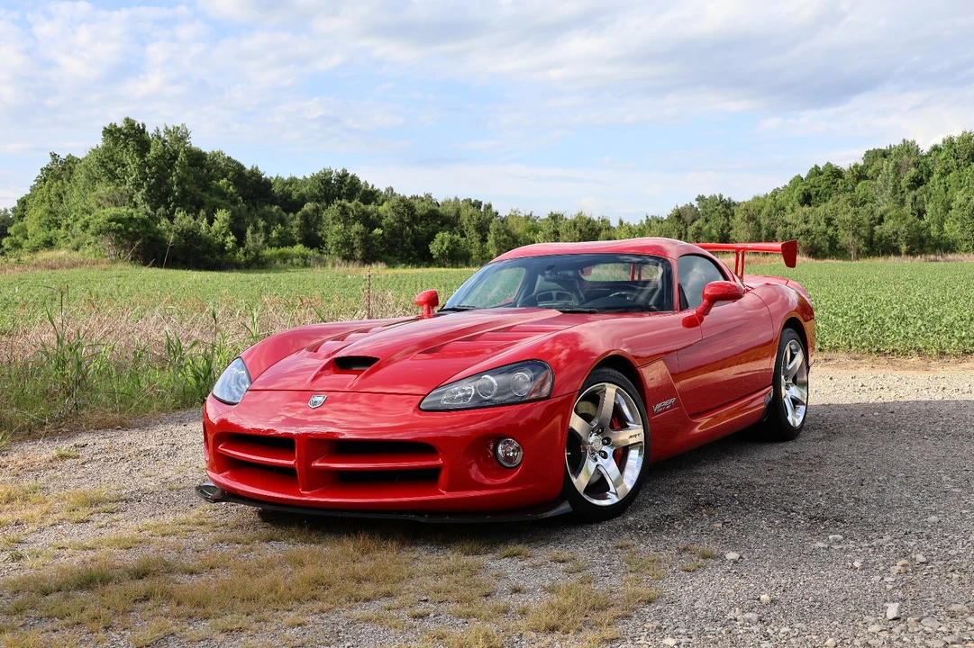 2009 Dodge Viper 4th Gen - Image 2 of 25