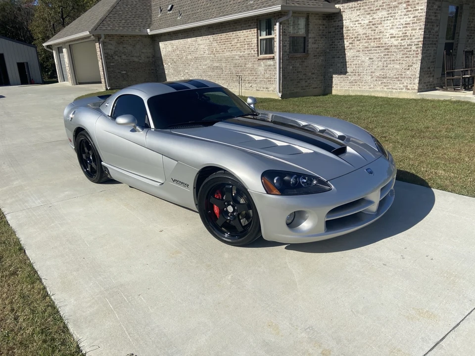2009 Dodge Viper 4th Gen - Image 14 of 21