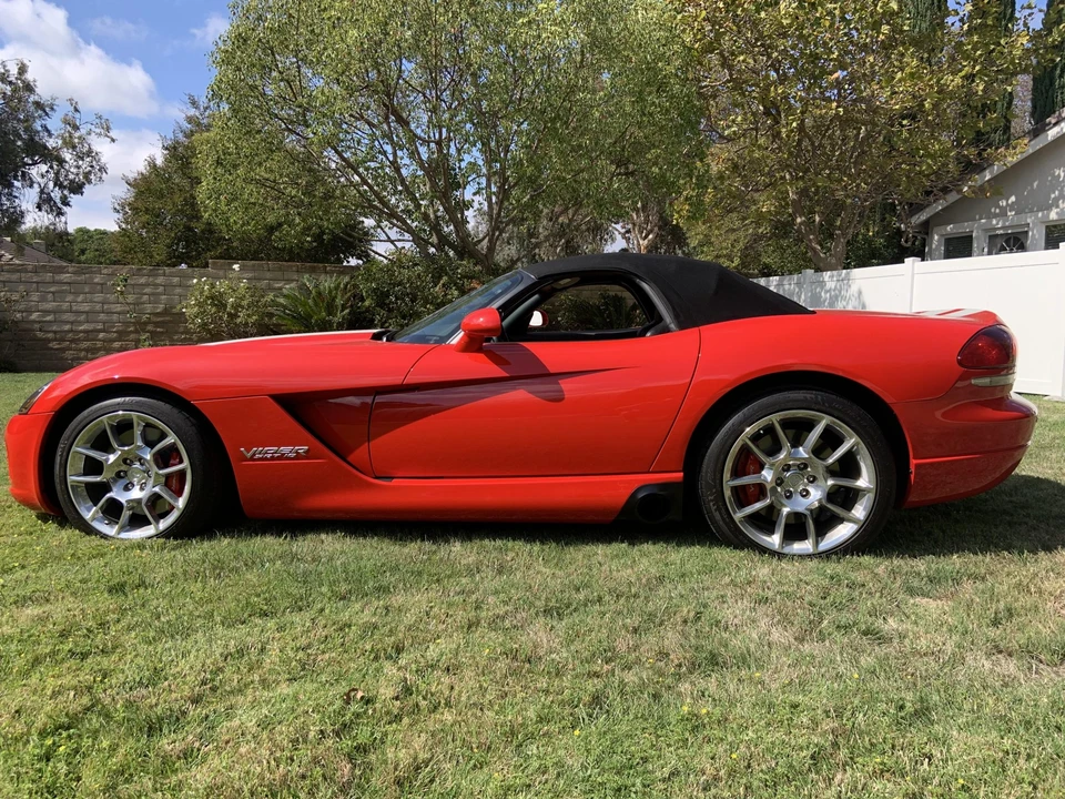 2009 Dodge Viper 4th Gen - Image 4 of 31