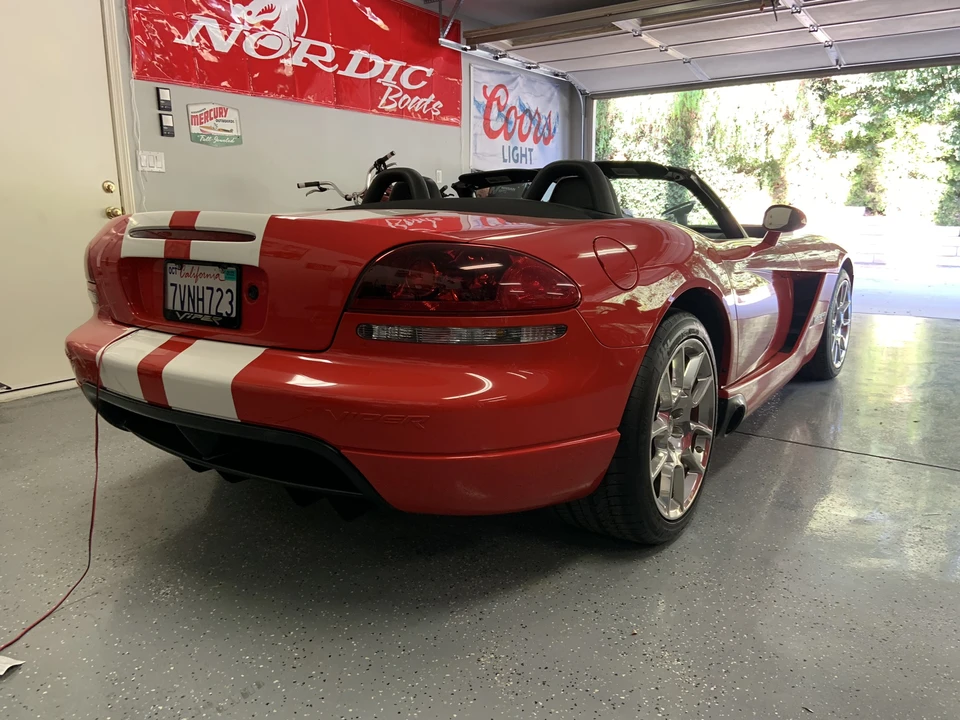2009 Dodge Viper 4th Gen - Image 2 of 31