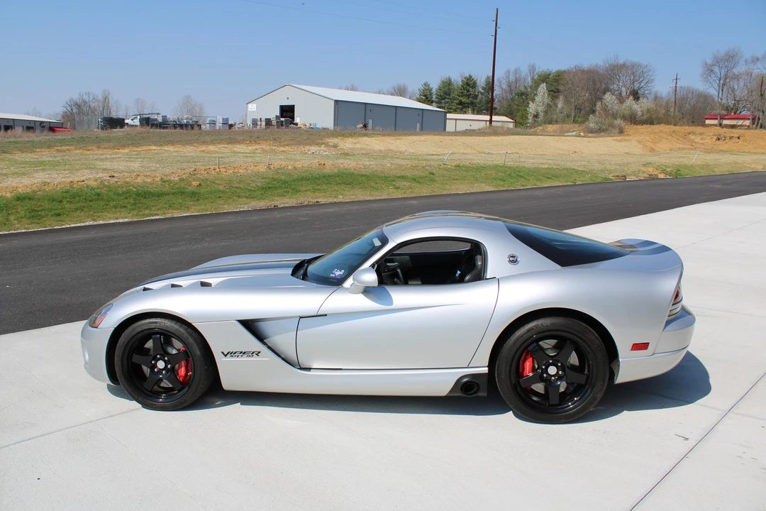 2009 Dodge Viper 4th Gen - Image 11 of 31