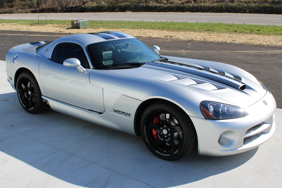2009 Dodge Viper 4th Gen - Image 3 of 31