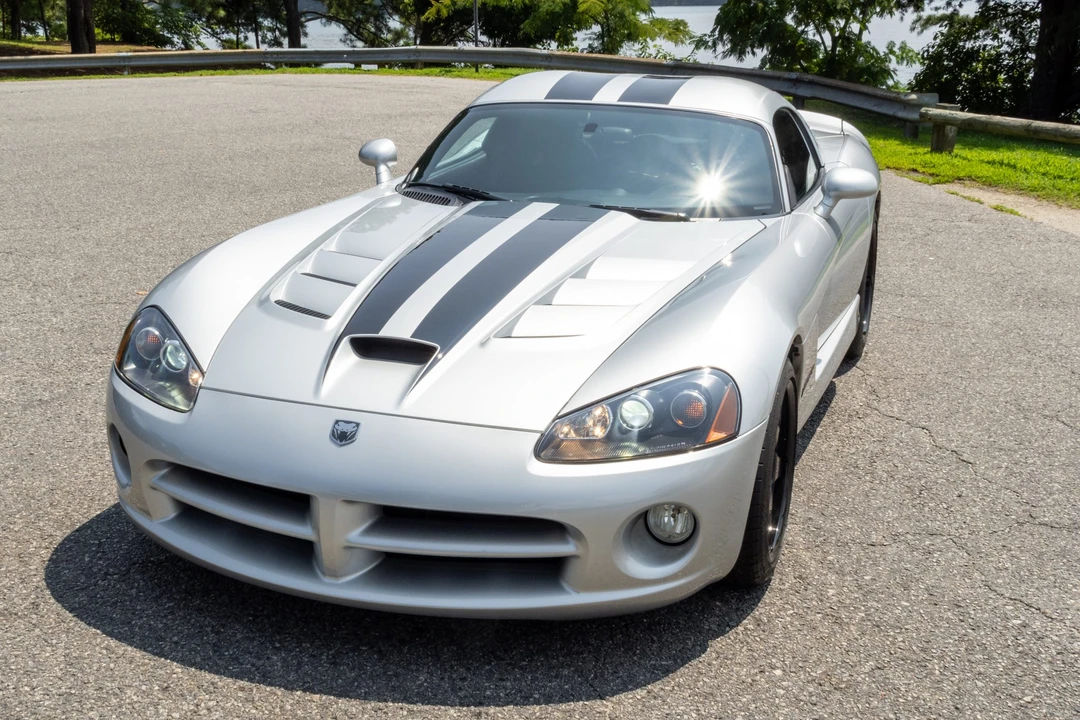 2009 Dodge Viper 4th Gen - Image 9 of 31