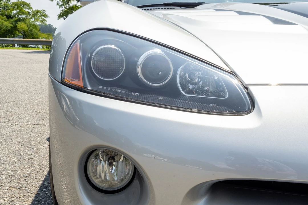 2009 Dodge Viper 4th Gen - Image 23 of 31