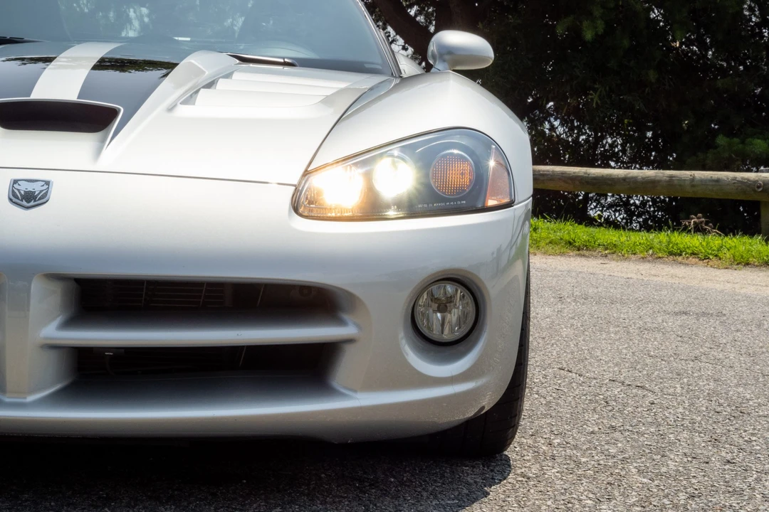 2009 Dodge Viper 4th Gen - Image 28 of 31