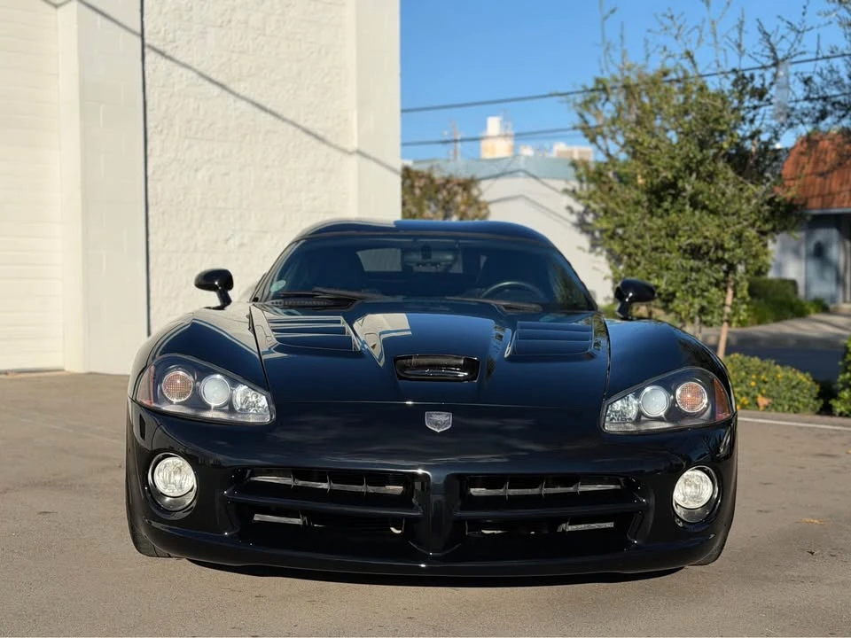 2009 Dodge Viper 4th Gen - Image 2 of 9