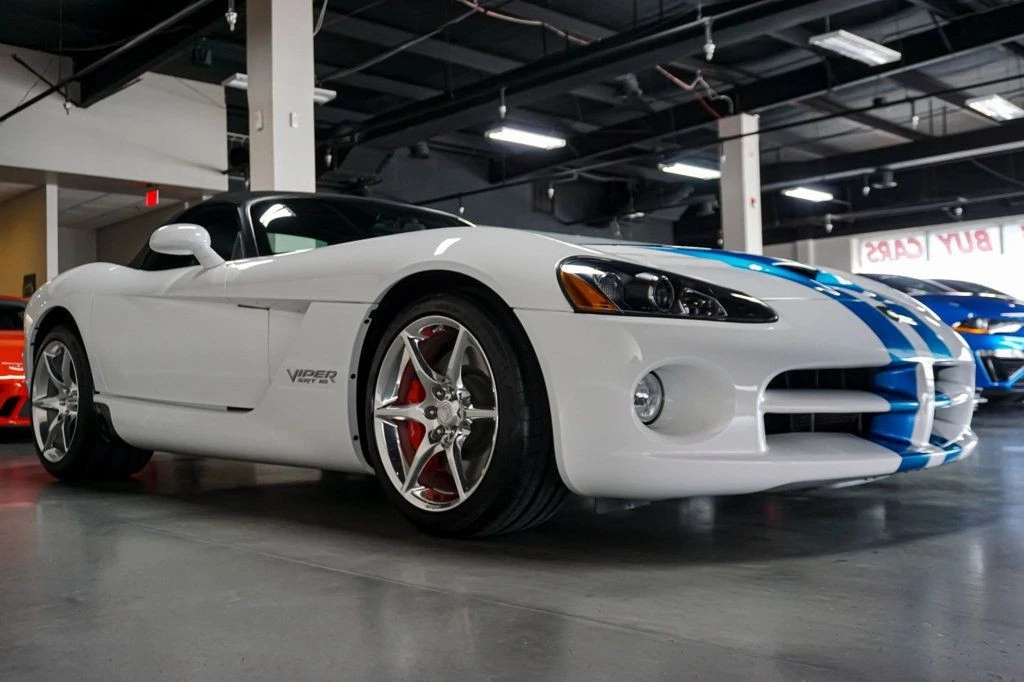 2009 Dodge Viper 4th Gen - Image 2 of 12