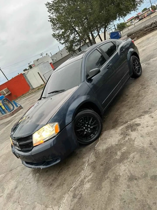 2009 Dodge Avenger Sedan - Image 2 of 9