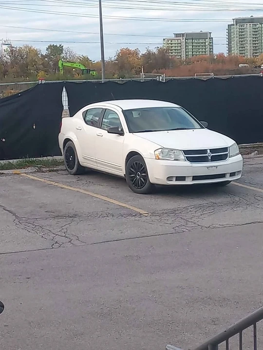 2009 Dodge Avenger Sedan - Image 4 of 5