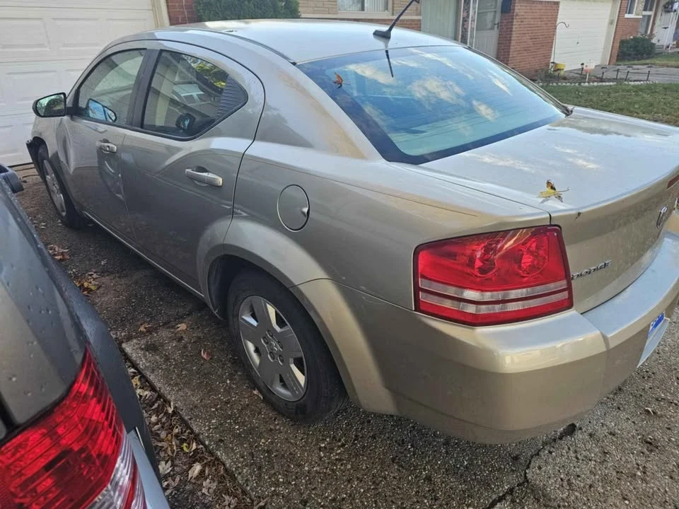 2009 Dodge Avenger Sedan - Image 5 of 10