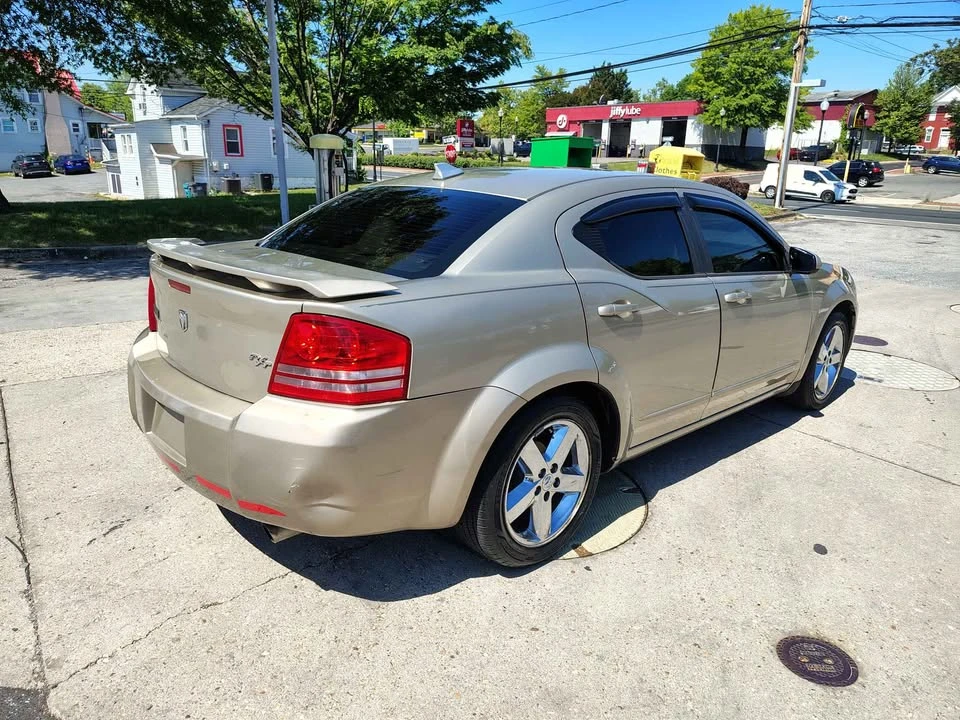 2009 Dodge Avenger Sedan - Image 3 of 8