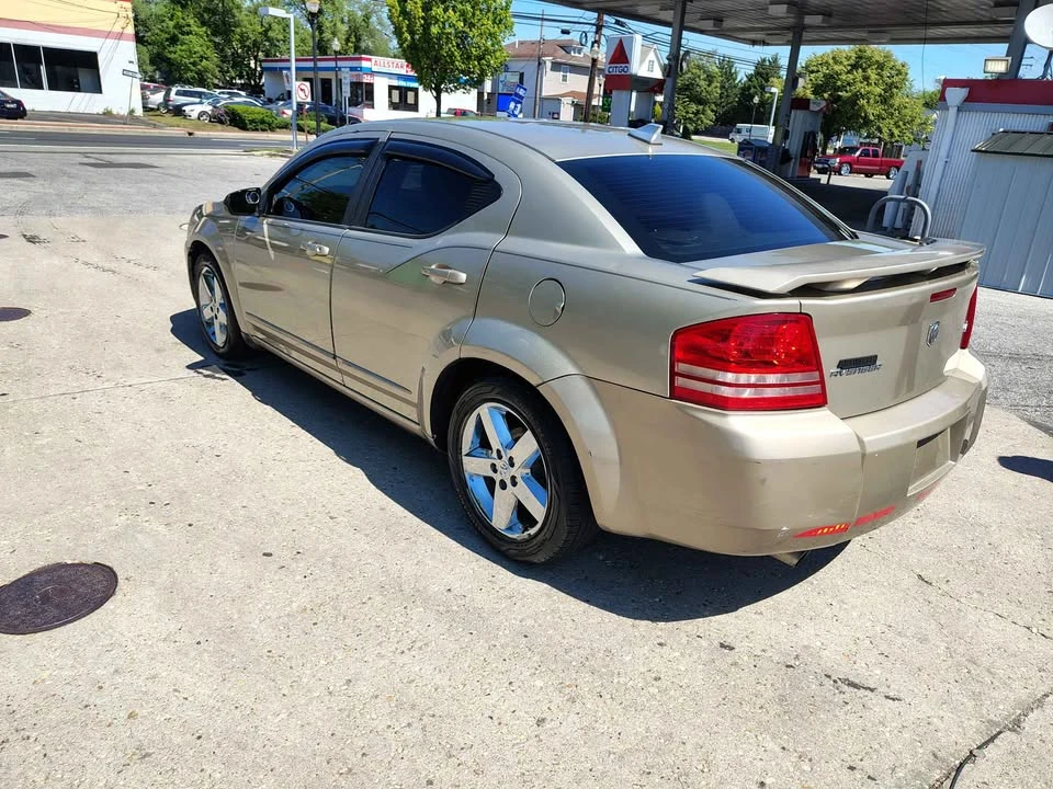 2009 Dodge Avenger Sedan - Image 4 of 8