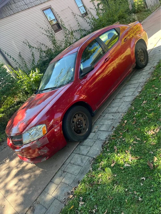 2009 Dodge Avenger Sedan - Image 2 of 5