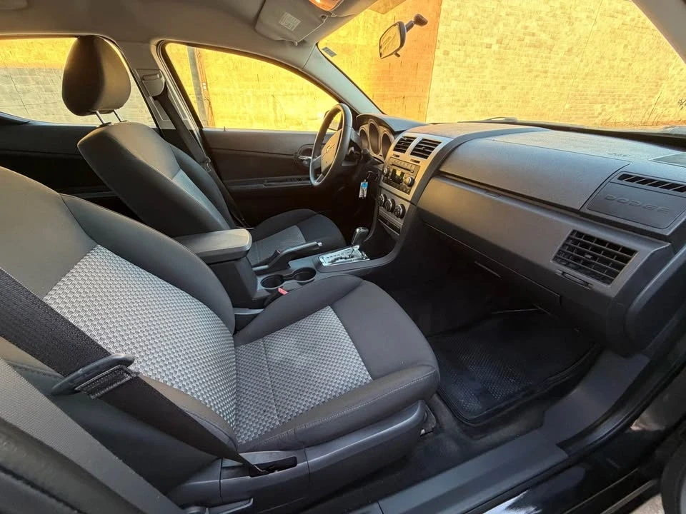 2009 Dodge Avenger Sedan - Image 14 of 16