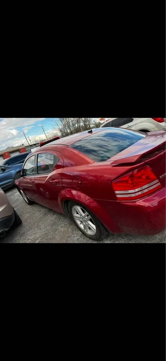 2009 Dodge Avenger Sedan - Image 2 of 4