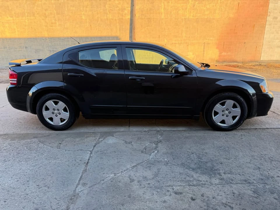 2009 Dodge Avenger Sedan - Image 8 of 16