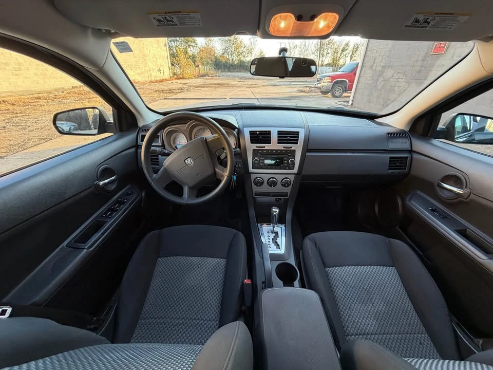 2009 Dodge Avenger Sedan - Image 15 of 16