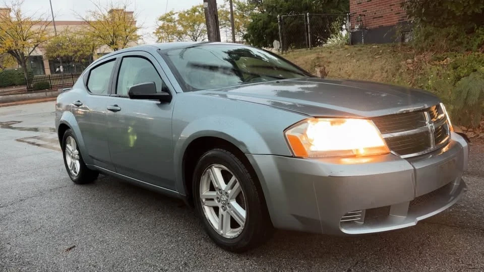 2009 Dodge Avenger Sedan - Image 2 of 4