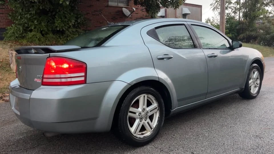 2009 Dodge Avenger Sedan - Image 3 of 4
