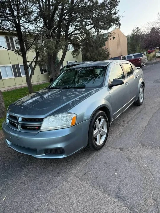 2009 Dodge Avenger Sedan - Image 4 of 10