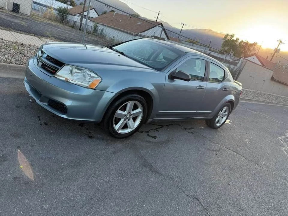2009 Dodge Avenger Sedan - Image 6 of 10