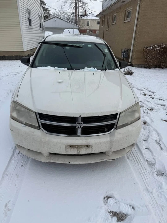 2009 Dodge Avenger Sedan - Image 2 of 6
