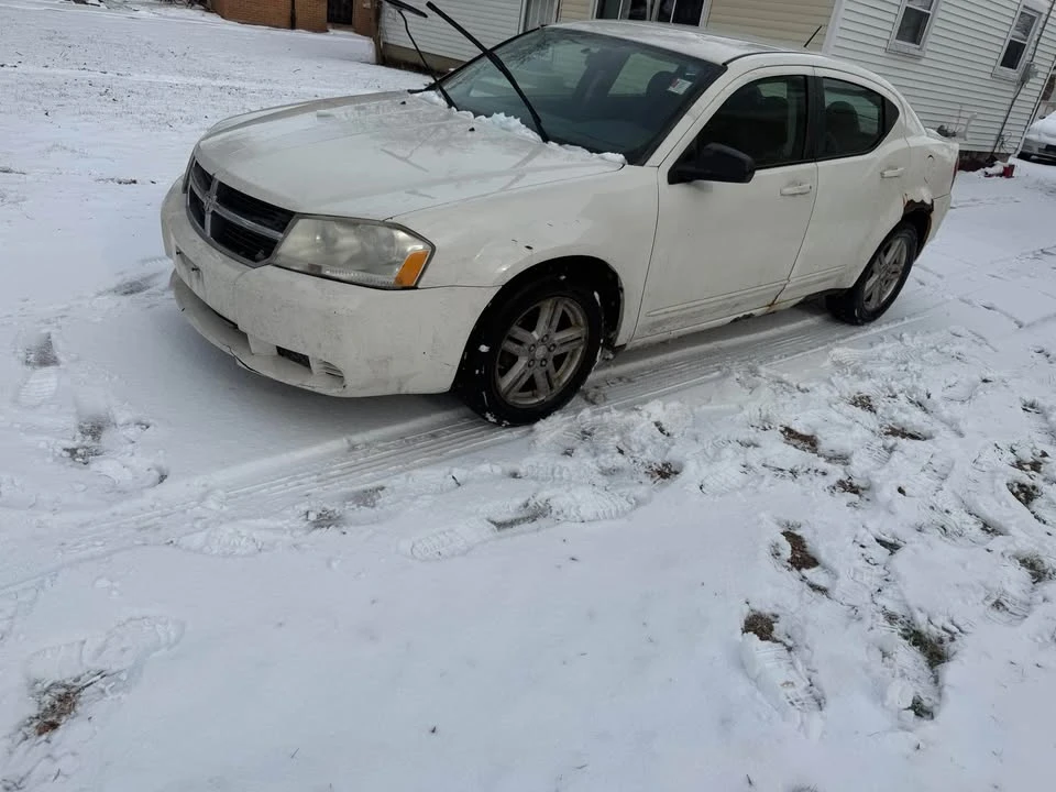 2009 Dodge Avenger Sedan - Image 3 of 6