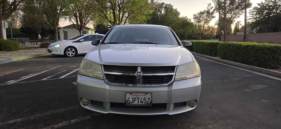 2009 Dodge Avenger Sedan - Image 3 of 18