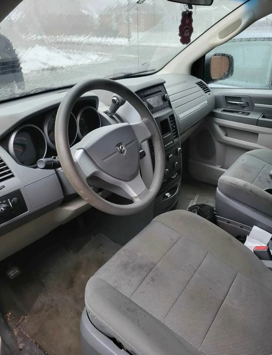 2009 Dodge Caravan - Image 4 of 7