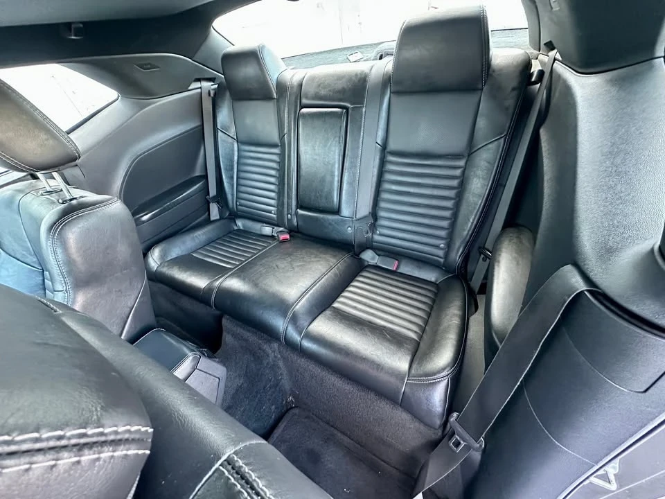 2009 Dodge Challenger 3rd Gen - Image 10 of 16