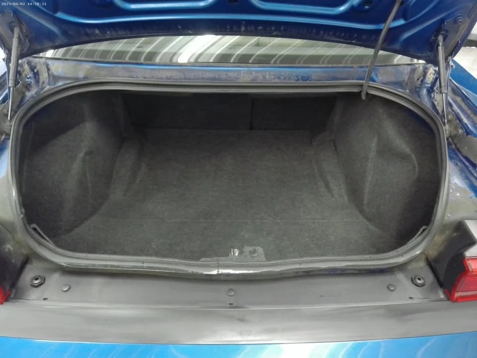 2009 Dodge Challenger 3rd Gen - Image 14 of 16