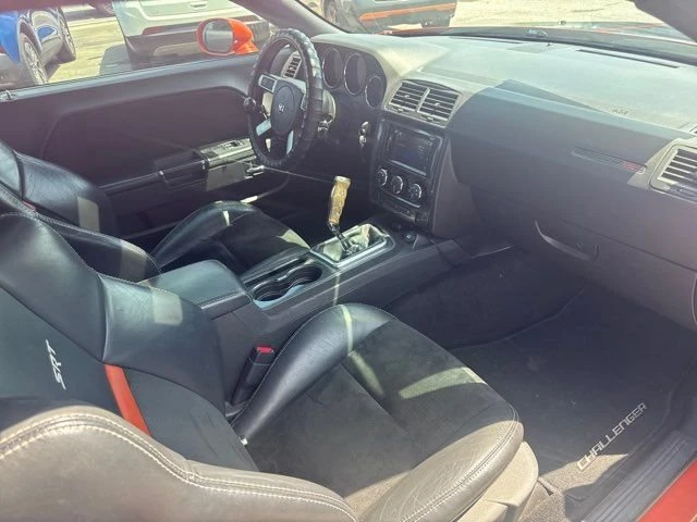 2009 Dodge Challenger 3rd Gen - Image 16 of 19