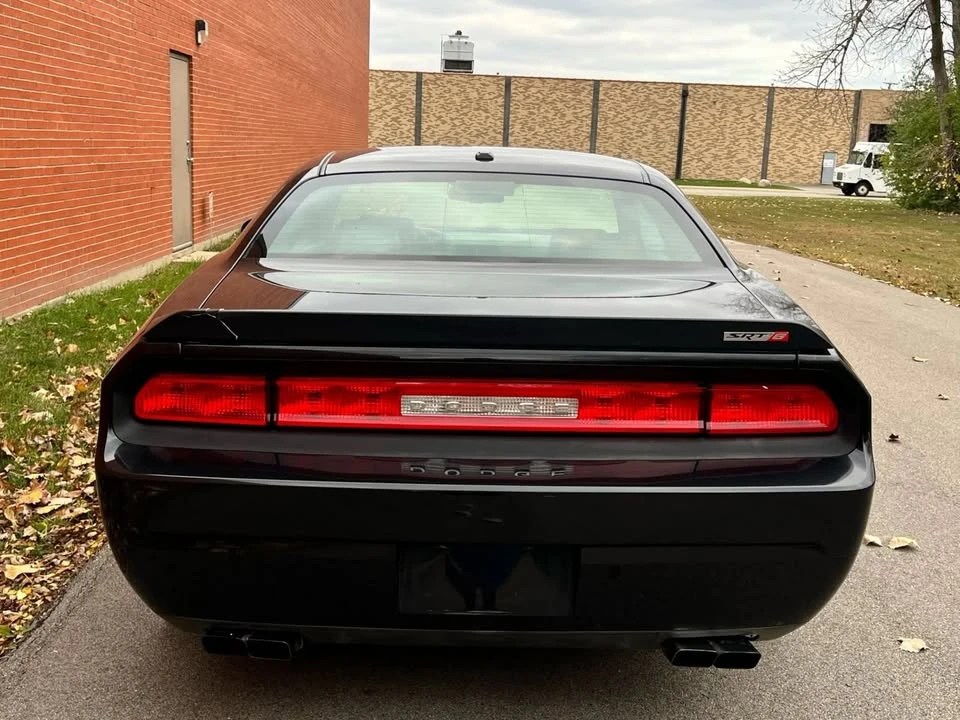 2009 Dodge Challenger 3rd Gen - Image 13 of 20