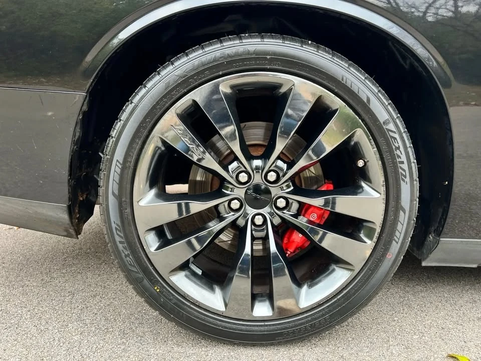 2009 Dodge Challenger 3rd Gen - Image 9 of 20