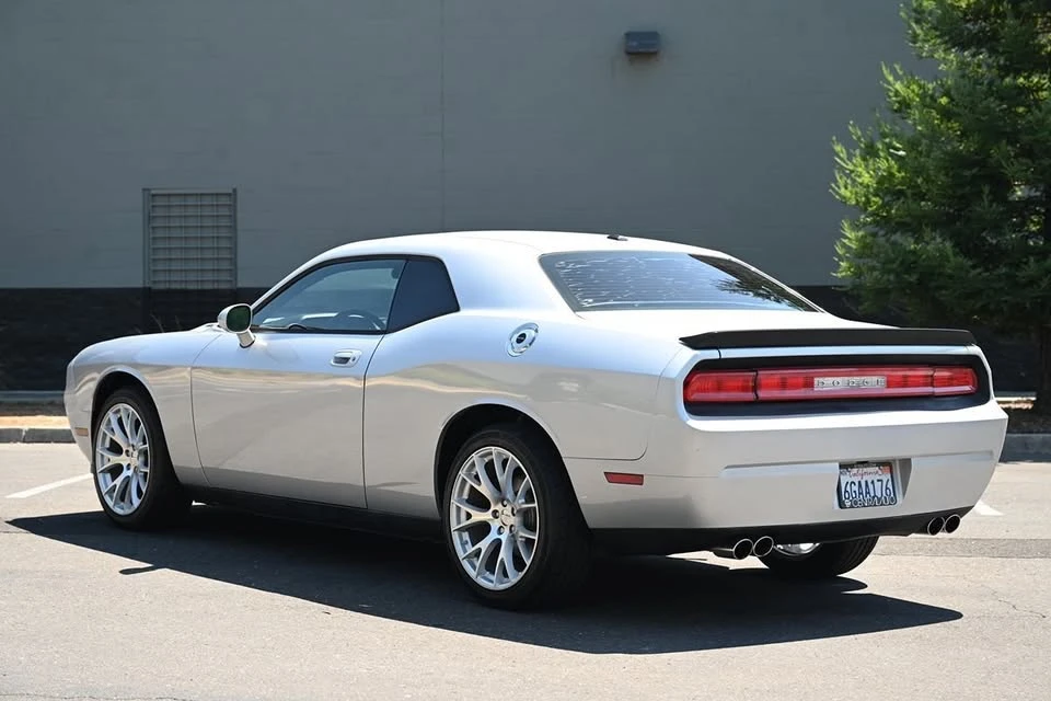 2009 Dodge Challenger 3rd Gen - Image 5 of 20